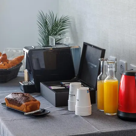 Hotel The Originals Boutique, Le Pariou, 3*